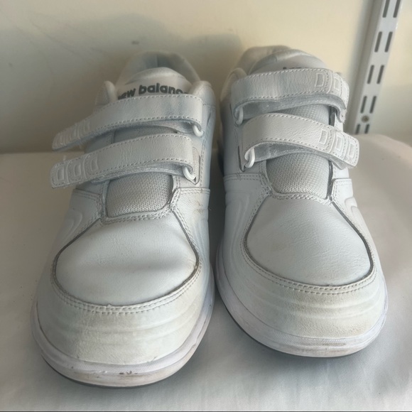 New Balance 813 Shoes White Double Strap Leather Walking Shoes Men's 11 EUC - Picture 2 of 7